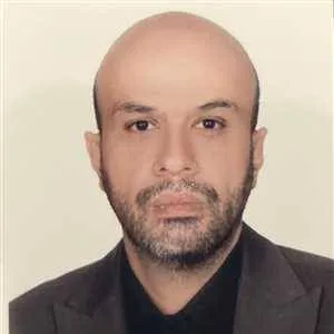 وکیل اکبر حاجی حسنی