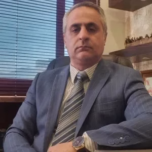 بابک خشایاری بهترین وکیل اصفهان