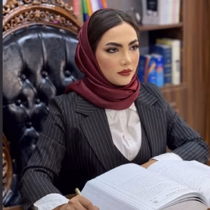 زینب عبدی بهترین وکیل پرند