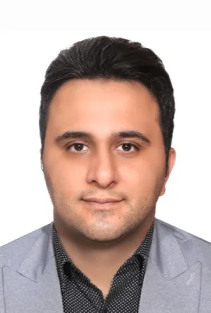 وکیل آرش امیرصادقی