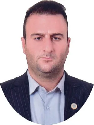 وکیل اکبر خانی