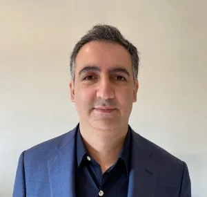 وکیل کیارش معظمی